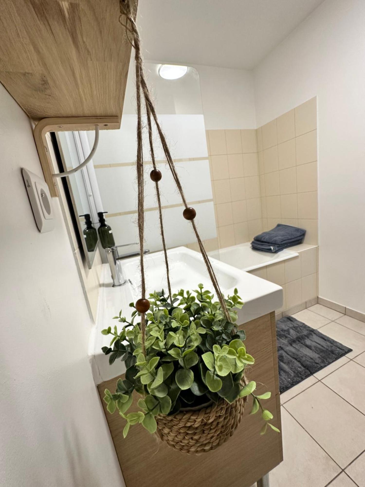 T3 Confort 4-6 Pers - Clim-parking-centre Apartment *